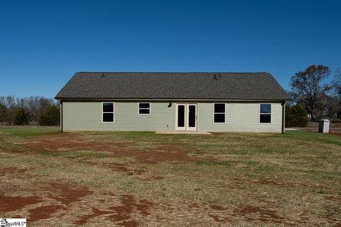 A home in Laurens