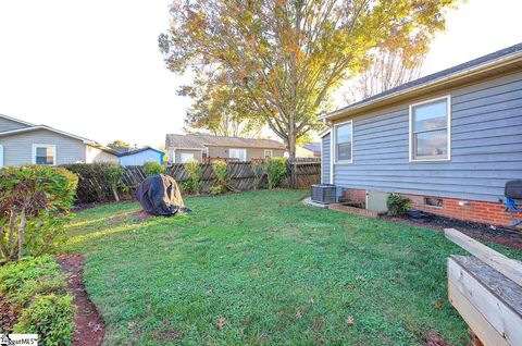 A home in Easley