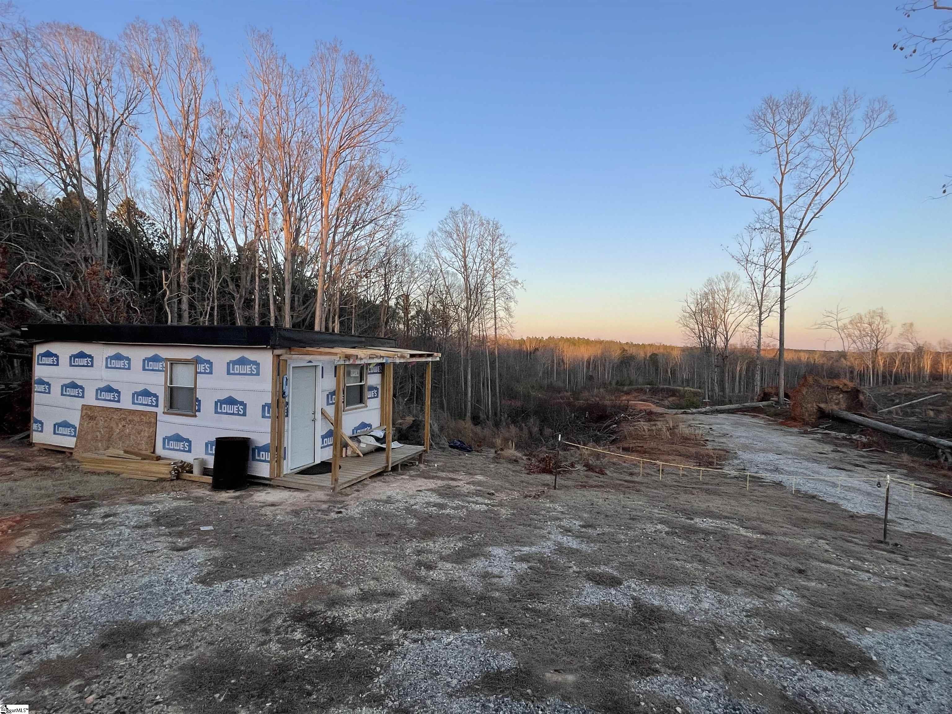 Laurens, South Carolina 29325, United States, 4 Bedrooms Bedrooms, ,2 BathroomsBathrooms,Residential,Contingent,9691