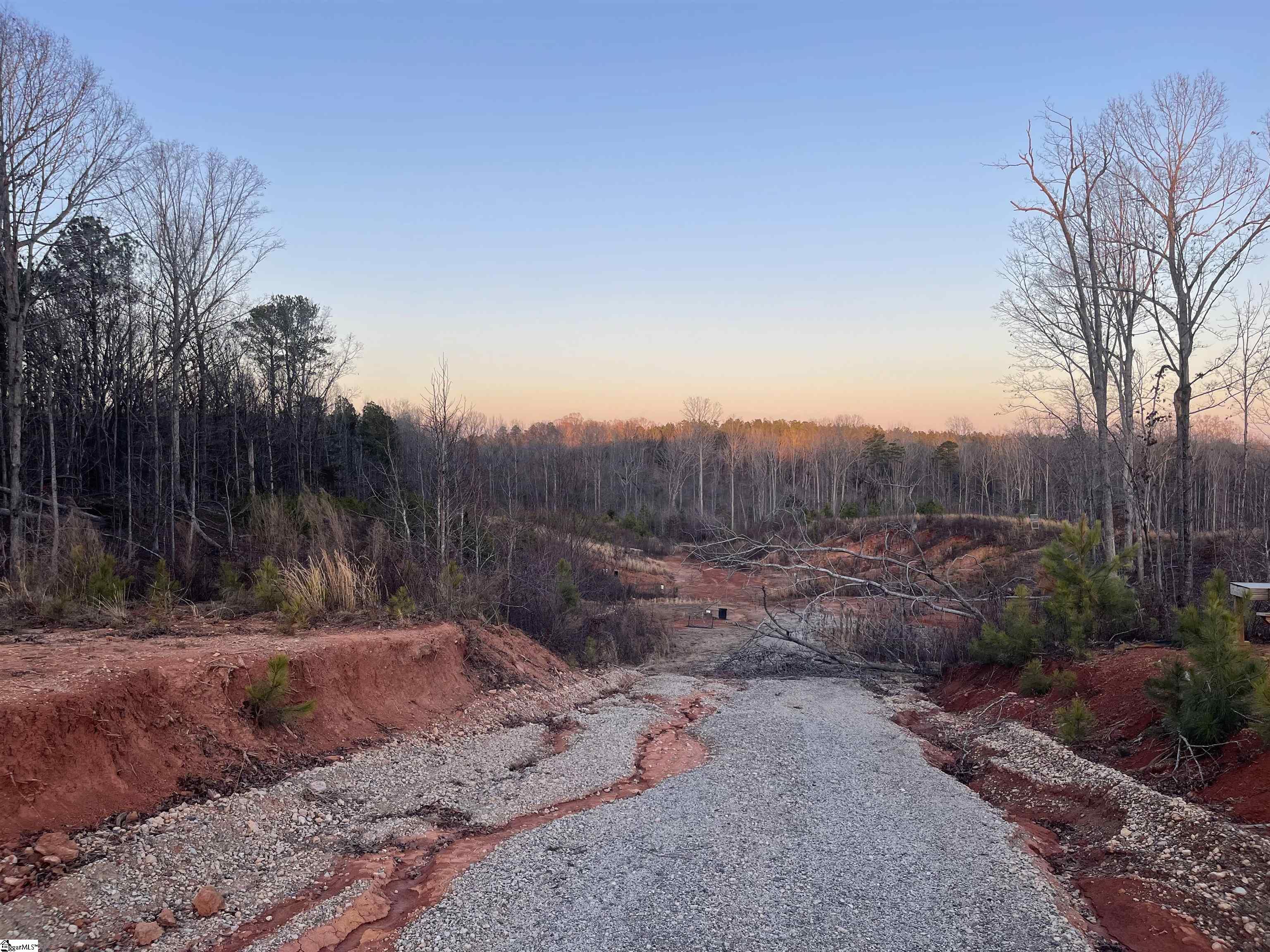 Laurens, South Carolina 29325, United States, 4 Bedrooms Bedrooms, ,2 BathroomsBathrooms,Residential,Contingent,9691