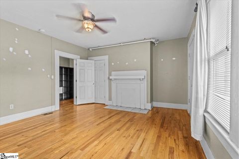 Triplex in Greenville SC 35 Perry Avenue 10.jpg