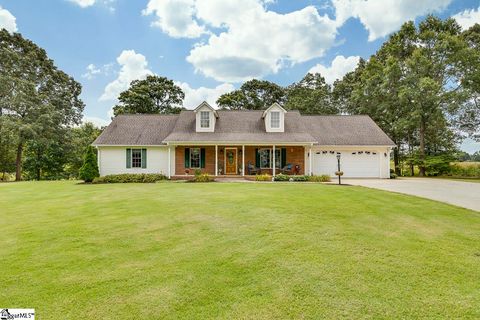 Single Family Residence in Inman SC 440 Sunburst Lane.jpg