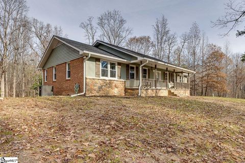 A home in Easley