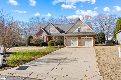 A home in Moore