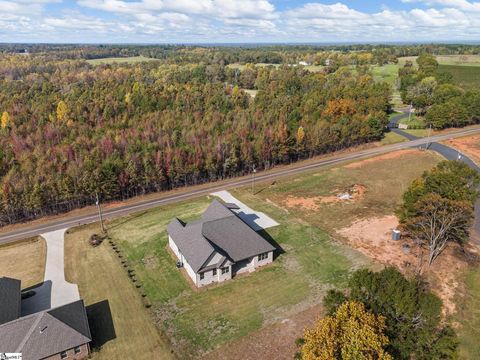 A home in Chesnee