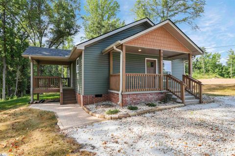 A home in Easley