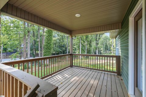 A home in Easley