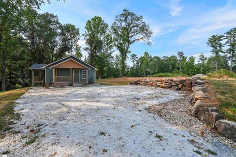 A home in Easley