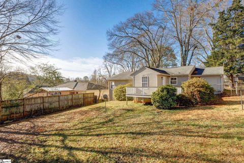 A home in Easley