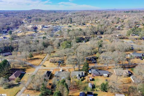 A home in Easley