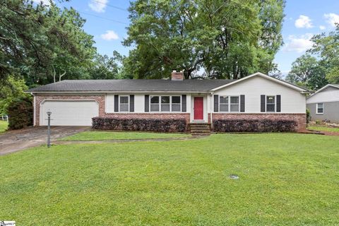 Single Family Residence in Greenville SC 128 Colvin Road.jpg