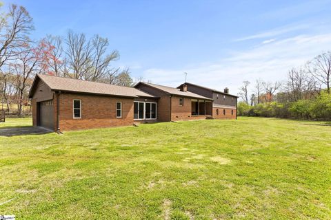 A home in Taylors