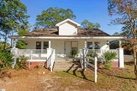 A home in Chesnee