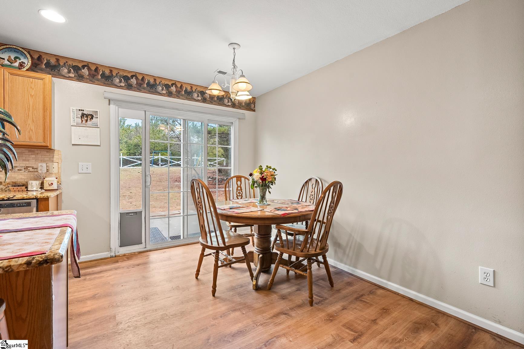 Anderson, South Carolina 29626, United States, 3 Bedrooms Bedrooms, ,2 BathroomsBathrooms,Residential,Contingent,12576