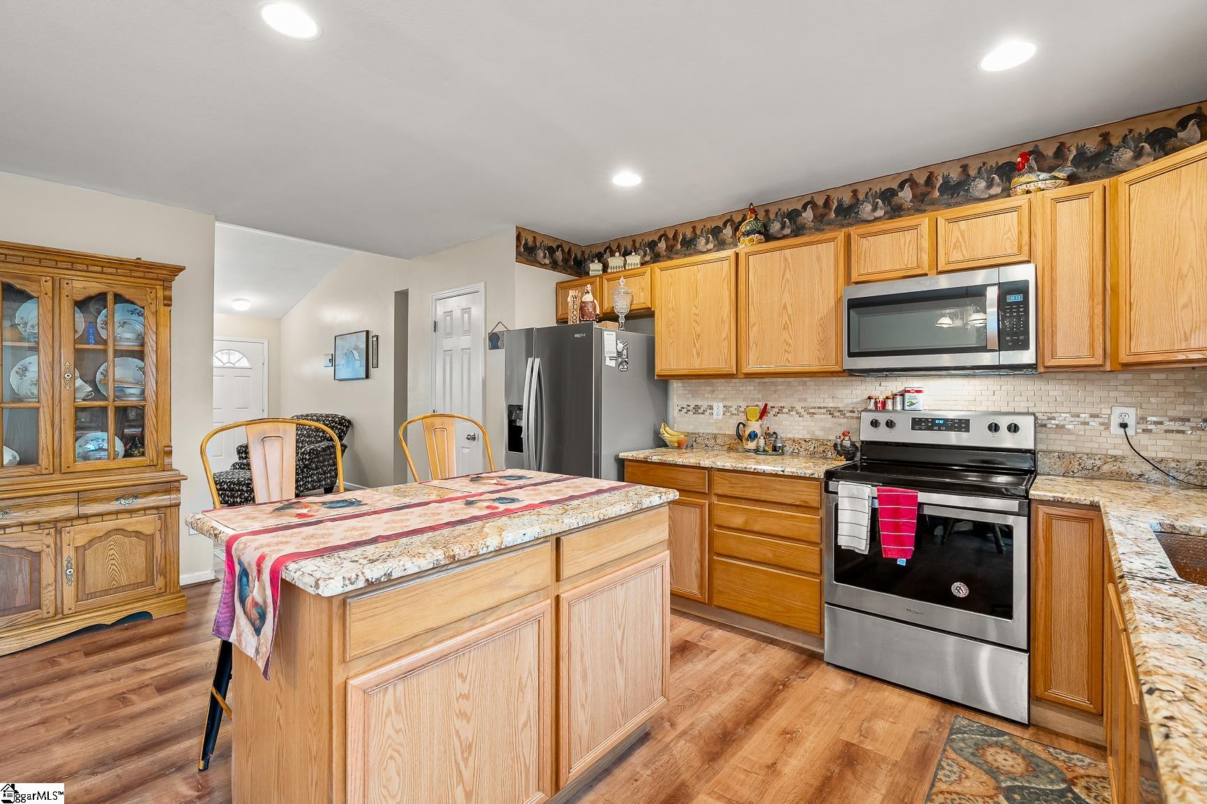 Anderson, South Carolina 29626, United States, 3 Bedrooms Bedrooms, ,2 BathroomsBathrooms,Residential,Contingent,12576