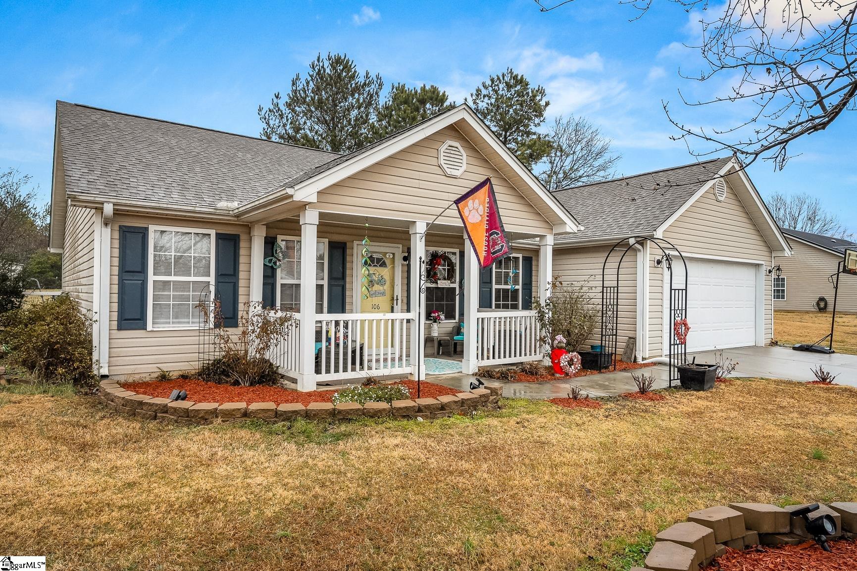 Anderson, South Carolina 29626, United States, 3 Bedrooms Bedrooms, ,2 BathroomsBathrooms,Residential,Contingent,12576