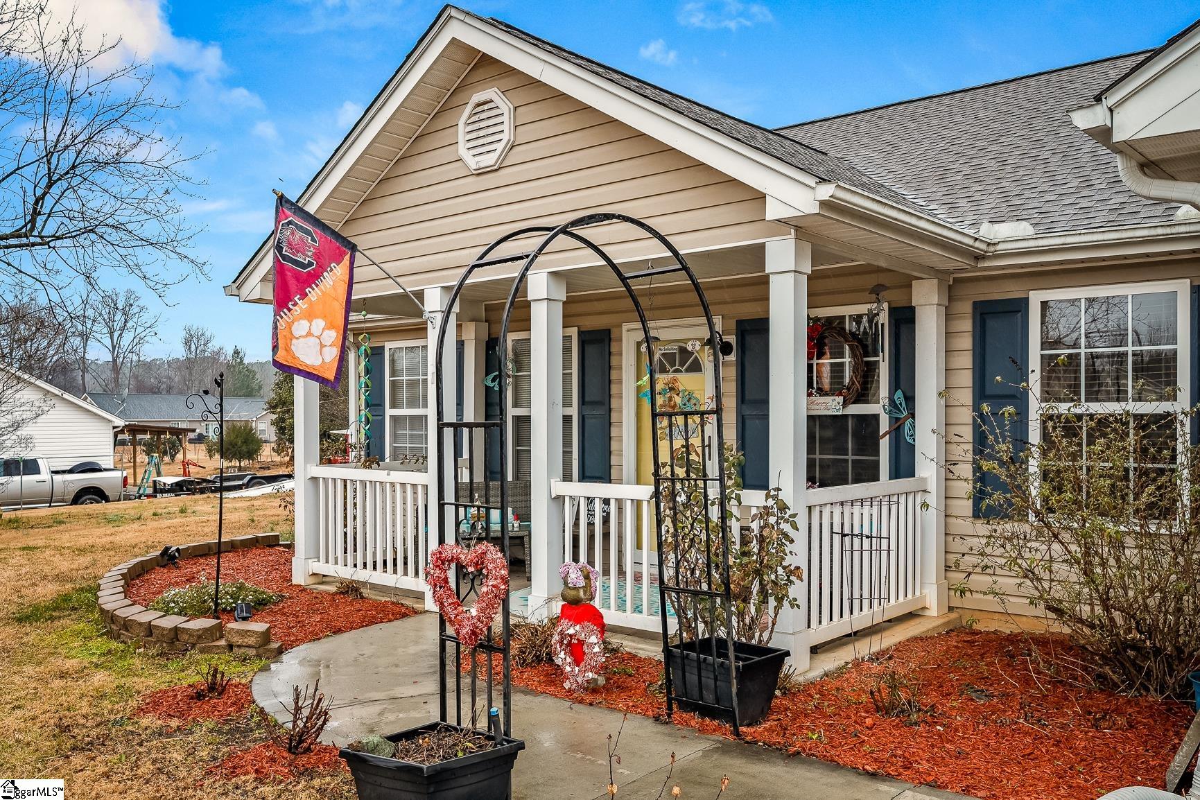 Anderson, South Carolina 29626, United States, 3 Bedrooms Bedrooms, ,2 BathroomsBathrooms,Residential,Contingent,12576