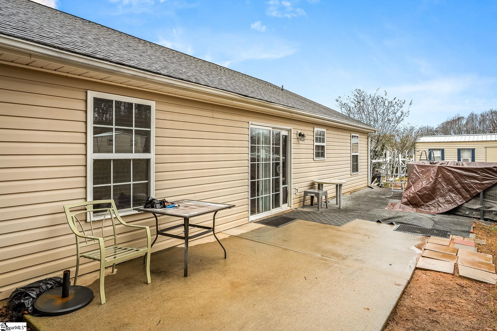 Anderson, South Carolina 29626, United States, 3 Bedrooms Bedrooms, ,2 BathroomsBathrooms,Residential,Contingent,12576