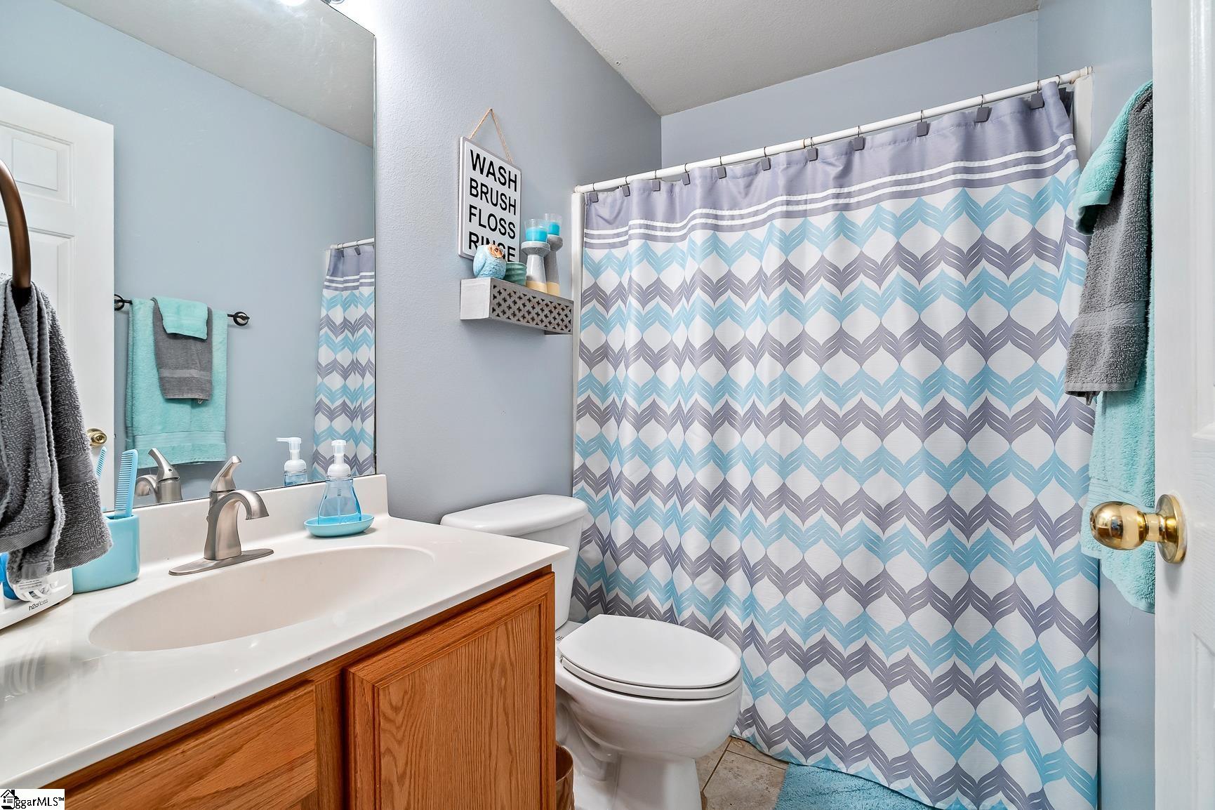 Anderson, South Carolina 29626, United States, 3 Bedrooms Bedrooms, ,2 BathroomsBathrooms,Residential,Contingent,12576