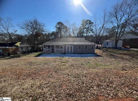 A home in Easley