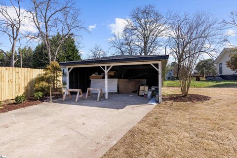 A home in Greer