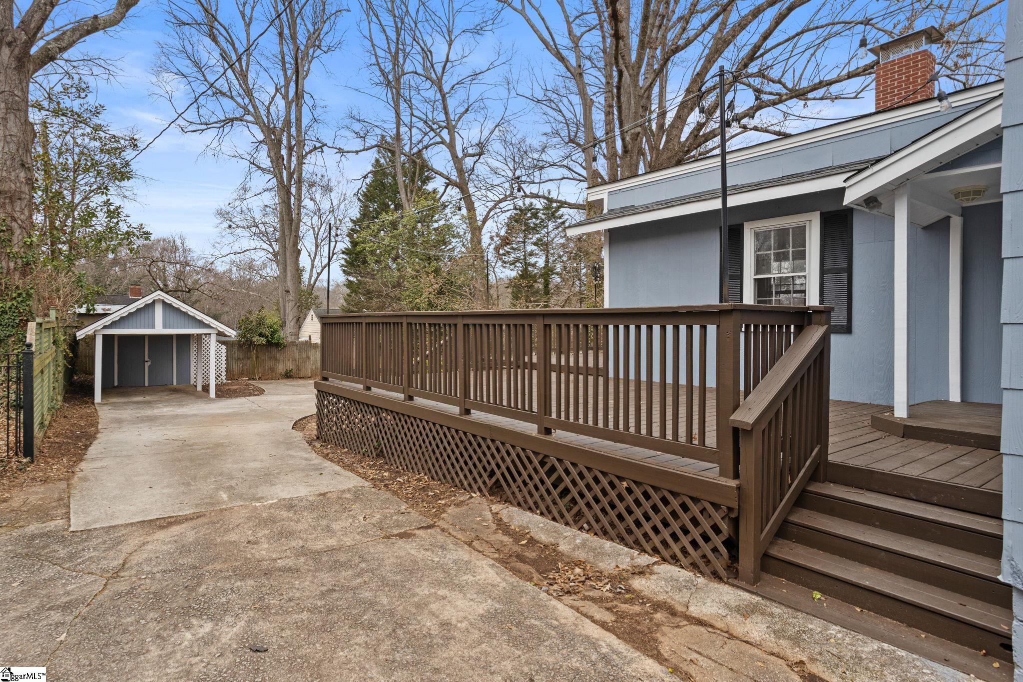 Greenville, South Carolina 29609, United States, 3 Bedrooms Bedrooms, ,2 BathroomsBathrooms,Residential,Contingent,7918