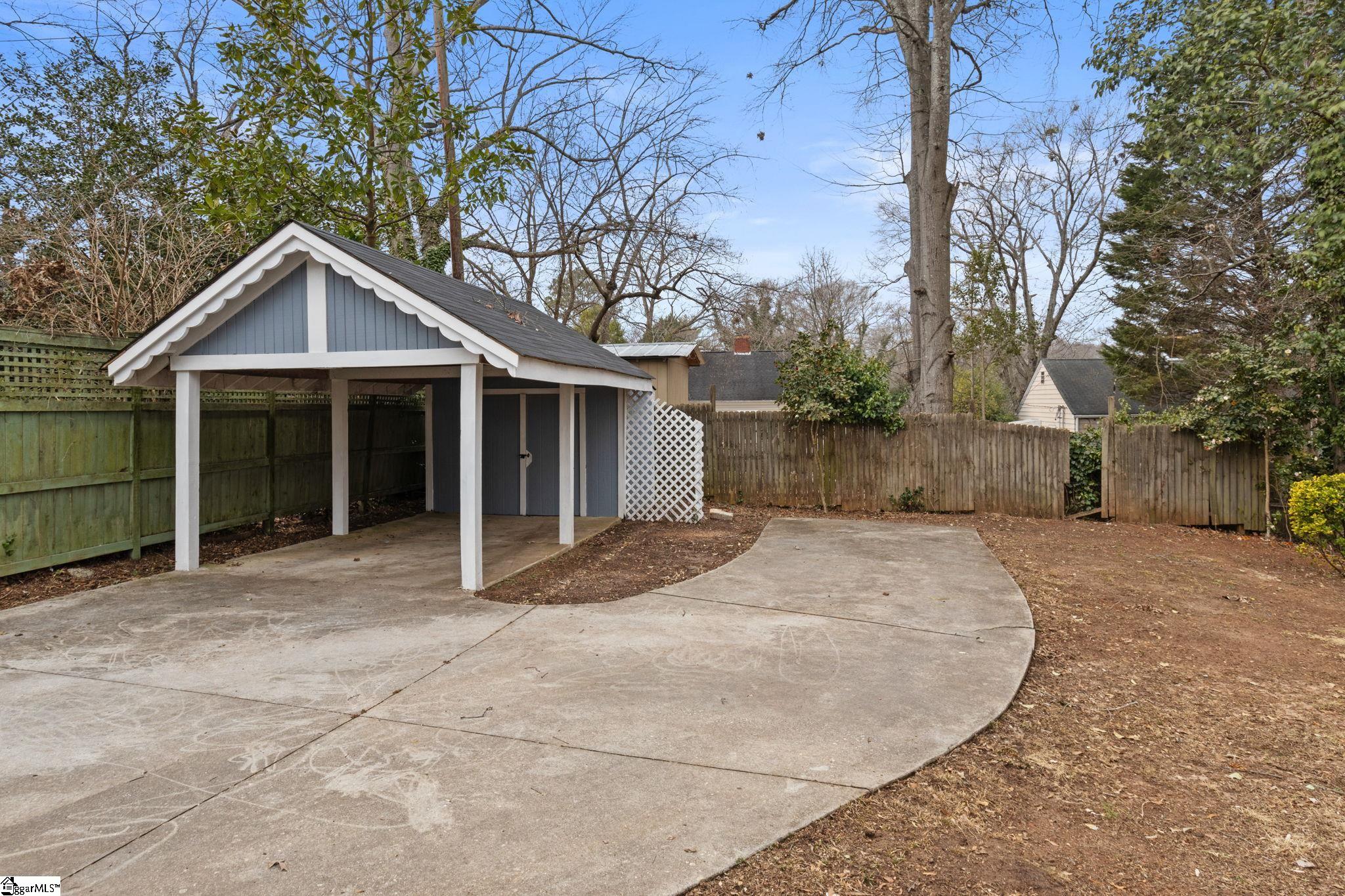 Greenville, South Carolina 29609, United States, 3 Bedrooms Bedrooms, ,2 BathroomsBathrooms,Residential,Contingent,7918