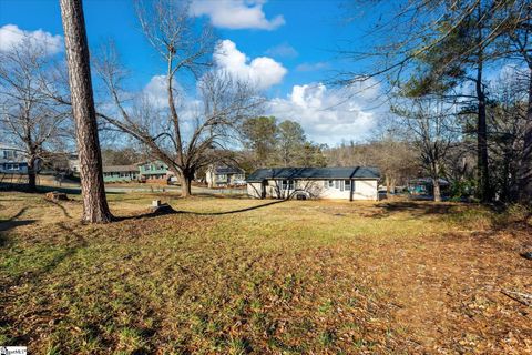 A home in Easley