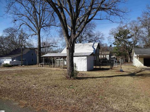 A home in Inman