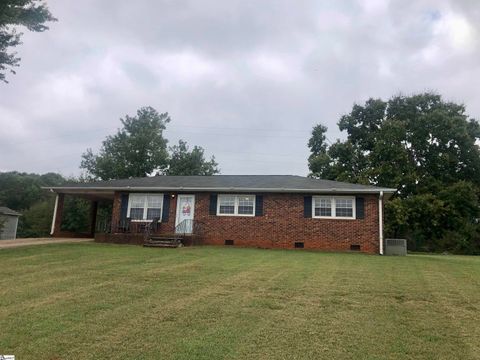 A home in Chesnee