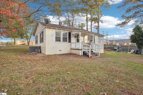 A home in Cowpens