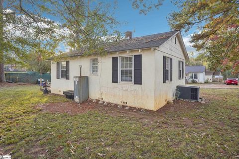 A home in Cowpens