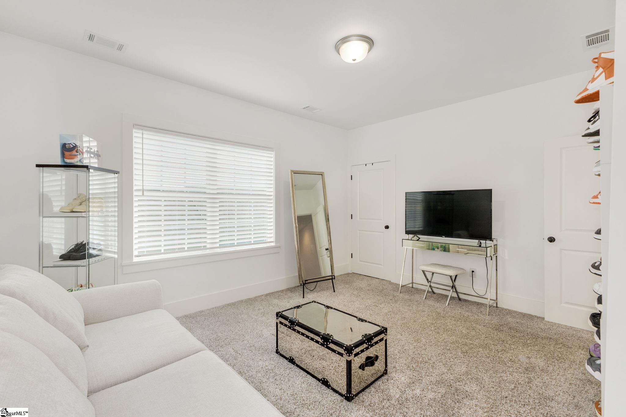 Clemson, South Carolina 29631, United States, 2 Bedrooms Bedrooms, ,3 BathroomsBathrooms,Residential,Contingent,60775