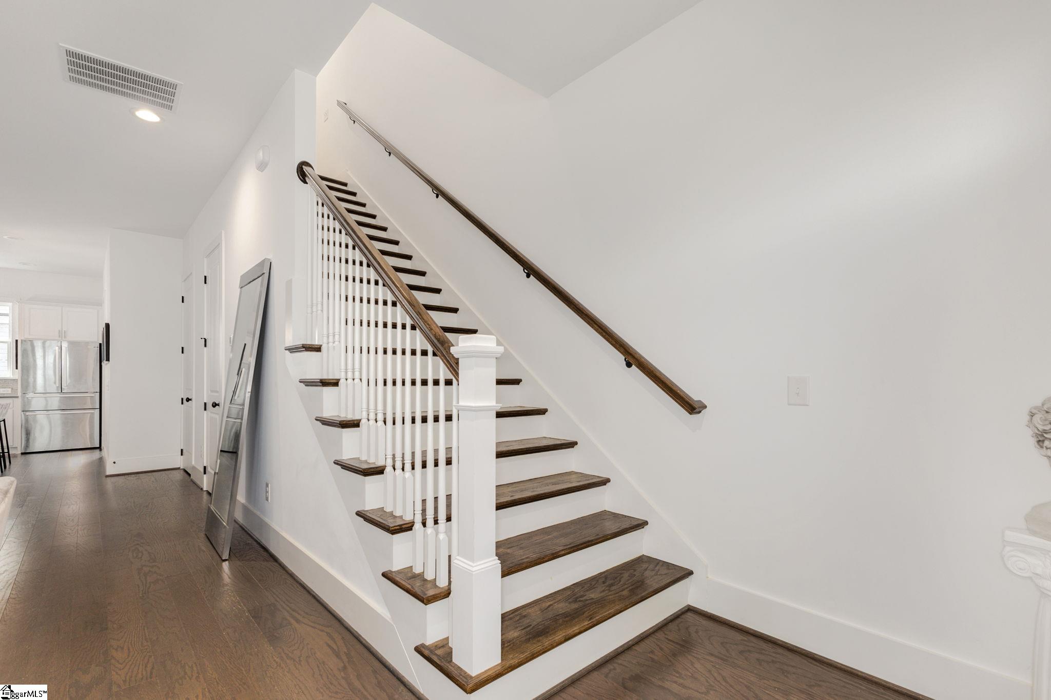 Clemson, South Carolina 29631, United States, 2 Bedrooms Bedrooms, ,3 BathroomsBathrooms,Residential,Contingent,60775