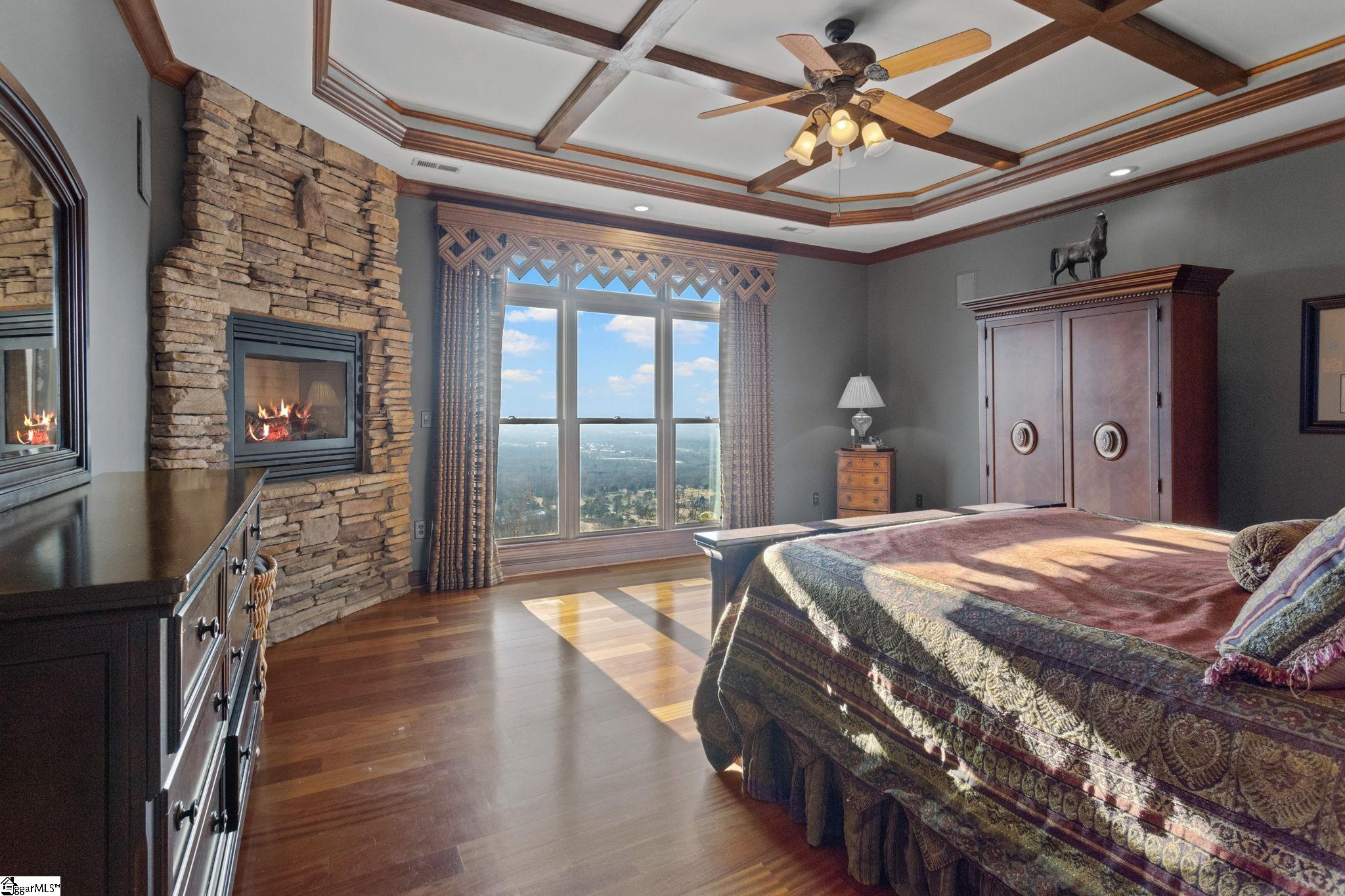 Greenville, South Carolina 29609, United States, 3 Bedrooms Bedrooms, ,4 BathroomsBathrooms,Residential,Contingent,20386