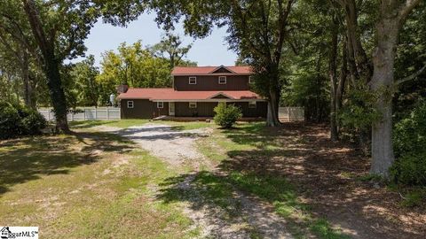 2935 14 Highway Laurens SC 29360