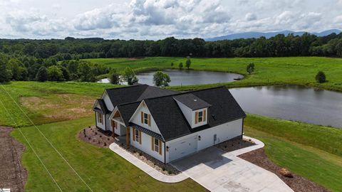 Single Family Residence in Campobello SC 4939 Jug Factory Road 29.jpg