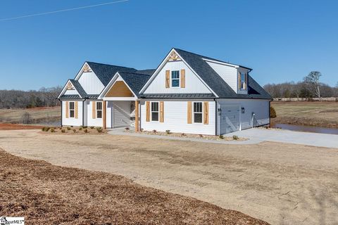 Single Family Residence in Campobello SC 4939 Jug Factory Road 3.jpg