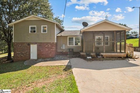 A home in Easley