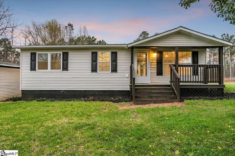 A home in Laurens