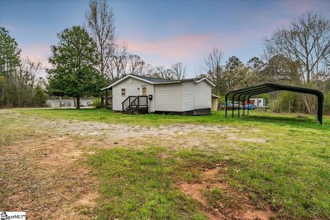 A home in Laurens