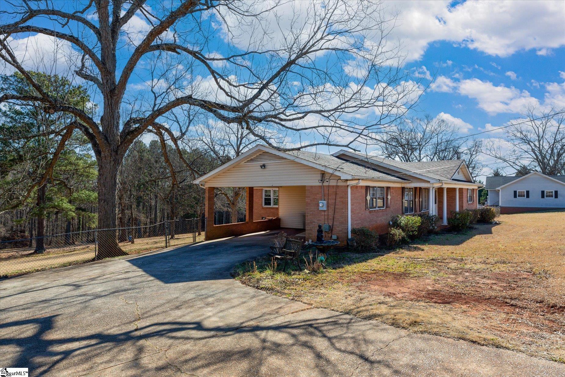 1592 Highway 357