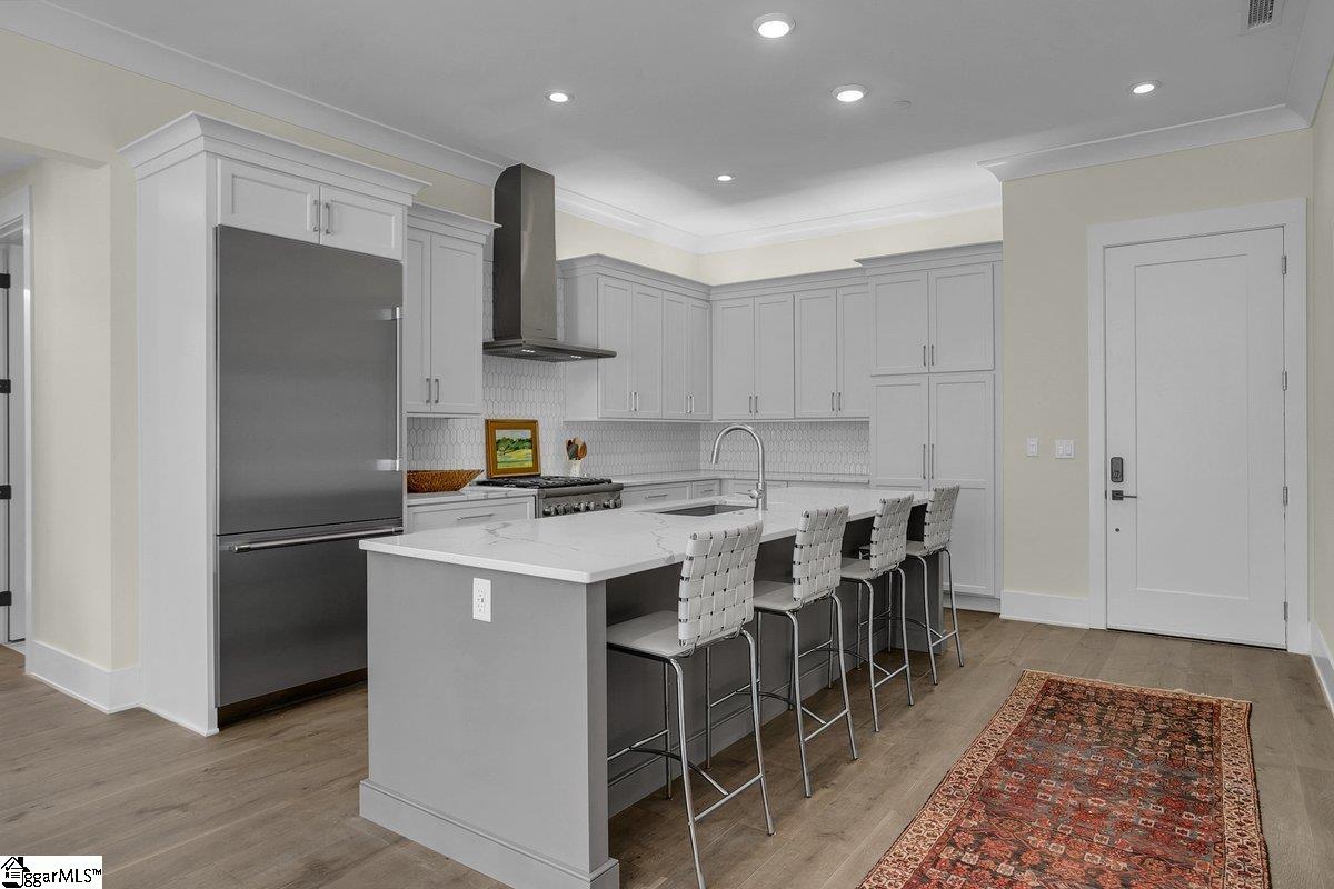 Greenville, South Carolina 29601, United States, 2 Bedrooms Bedrooms, ,2 BathroomsBathrooms,Residential,Pending,75825