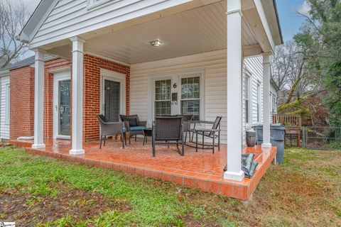 A home in Laurens