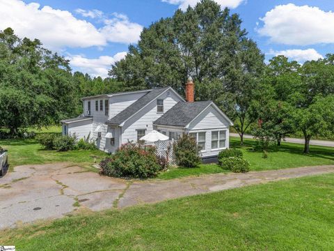 A home in Chesnee