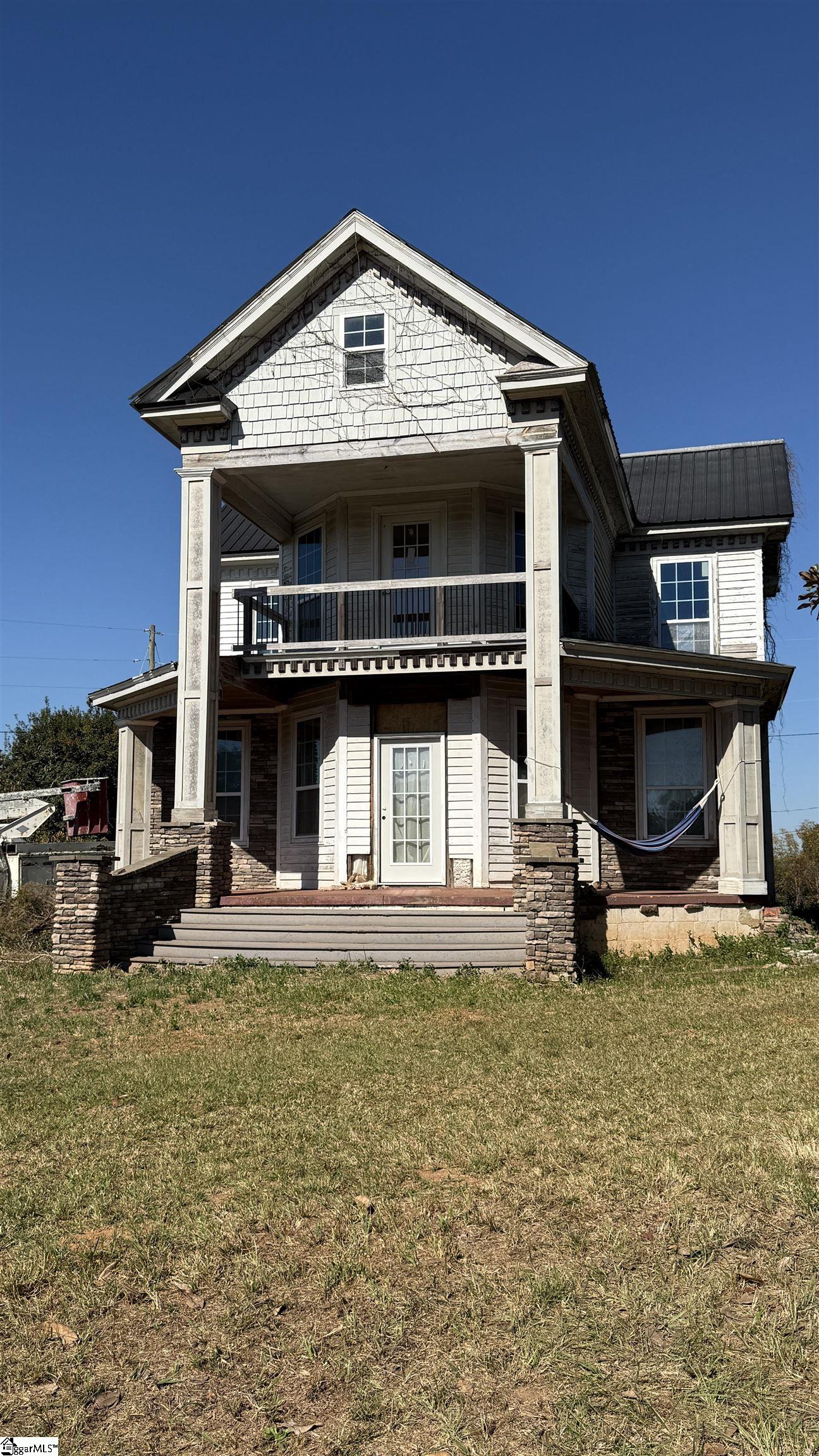 6917 Old Greenville Highway