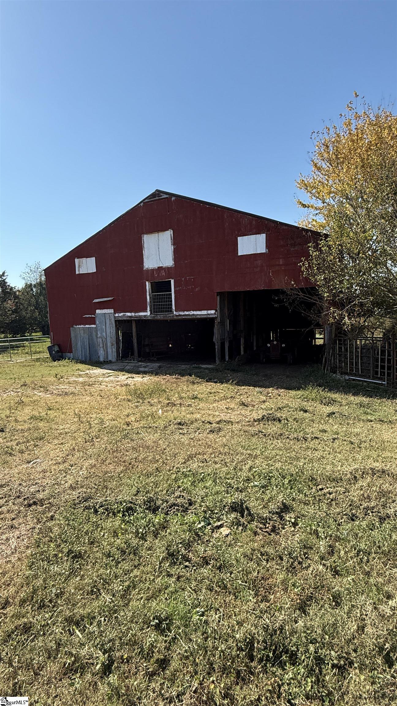 6917 Old Greenville Highway
