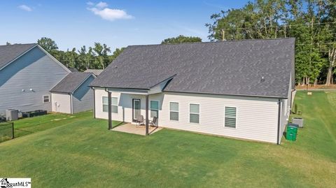 A home in Chesnee