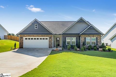 A home in Chesnee