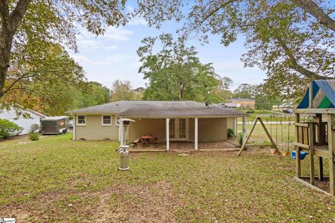 A home in Easley